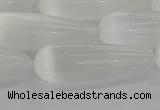 CCA358 15.5 inches 10*30mm teardrop white calcite gemstone beads