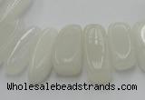 CCH407 15.5 inches 6*18mm - 10*22mm white jade chips beads