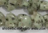 CFG809 12.5 inches 14*18mm carved animal sesame jasper beads