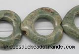 CNS22 16 inches 30*30mm heart natural serpentine jasper beads