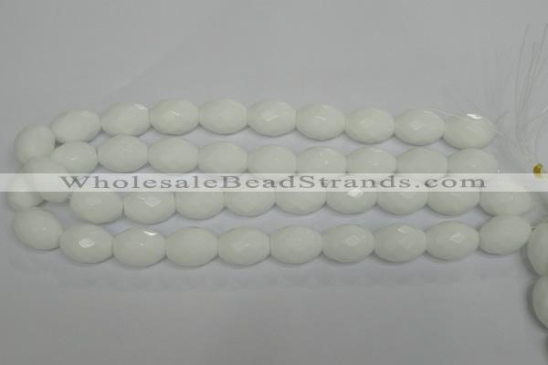 CPB49 15.5 inches 15*20mm faceted rice white porcelain beads