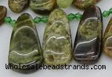 CTD3635 Top drilled 10*20mm - 15*45mm freeform green garnet beads